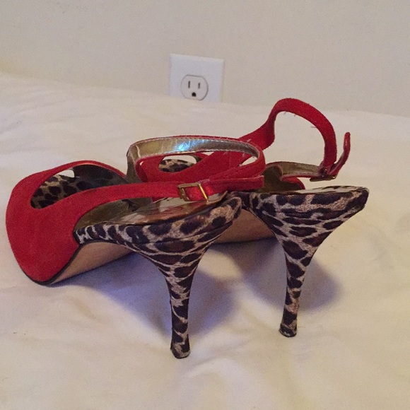 Shoes - Picture 3 of 3